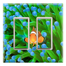 Load image into Gallery viewer, Clownfish Coral Reefs