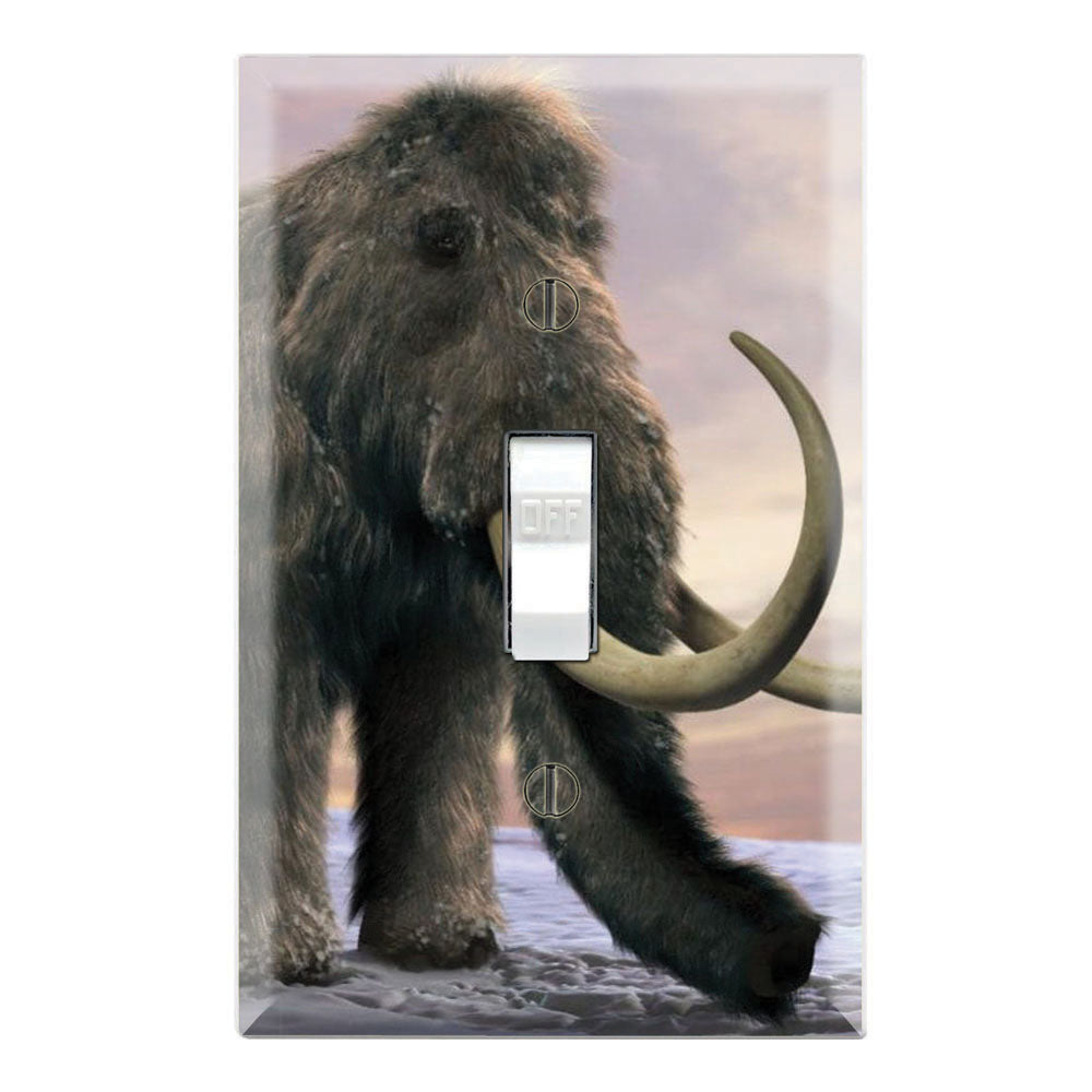 Large Male Mammoth